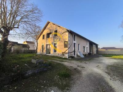 Maison de ville - 254 m²