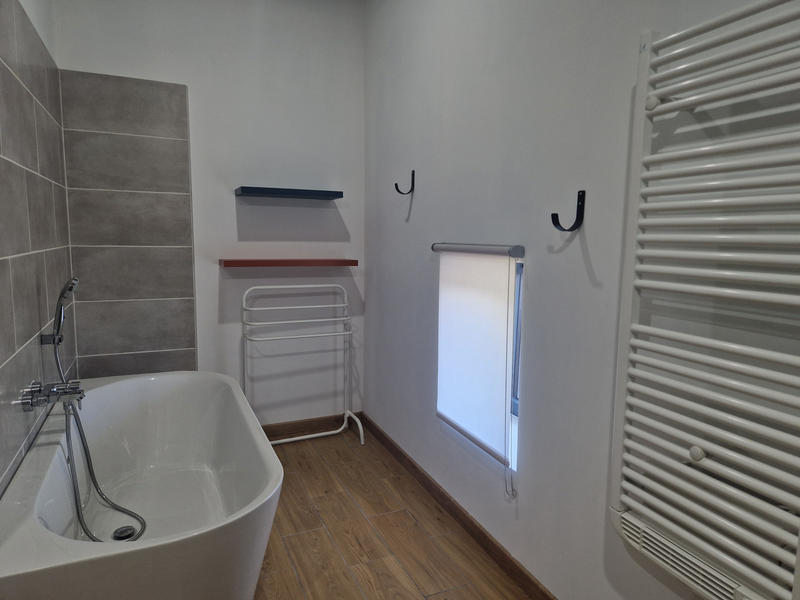 Maison - 223 m² - 8 pièces