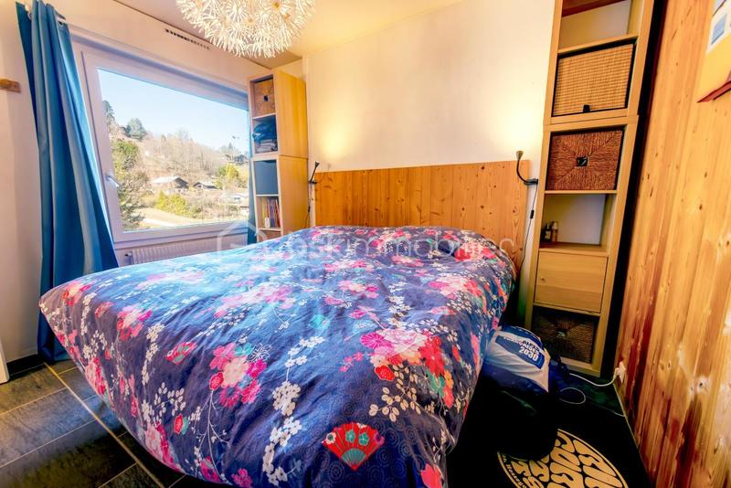 Appartement - 81 m² - 3 pièces