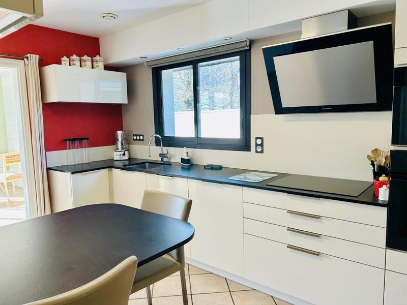 Maison - 152 m² - 6 pièces