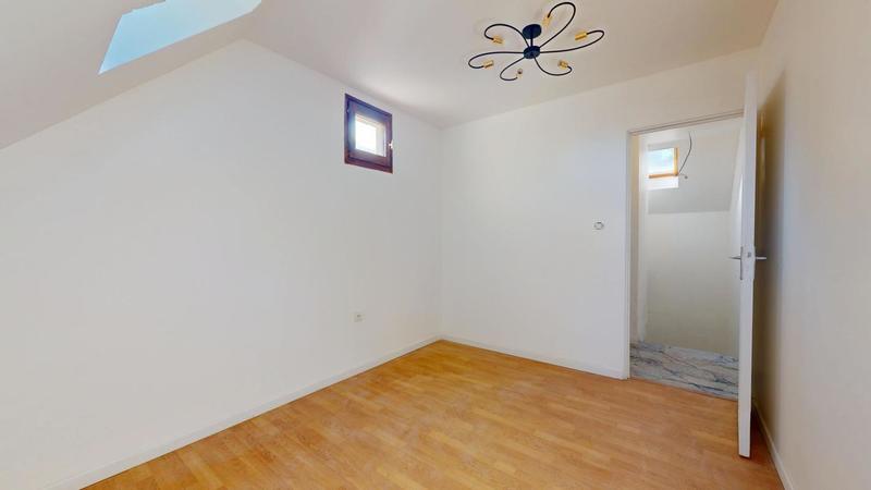 Pavillon - 120 m² - 6 pièces