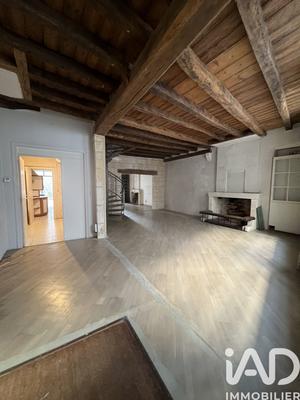 Maison de ville - 210 m² - 7 pièces