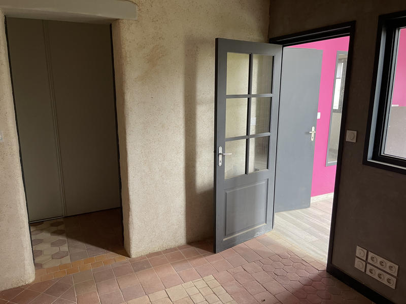 Local d'activités - 200 m²