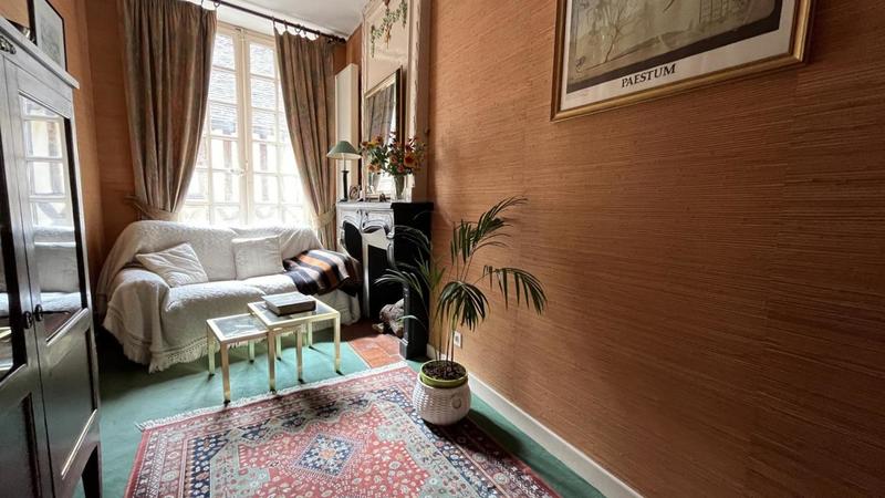 Hôtel particulier - 250 m² - 7 pièces