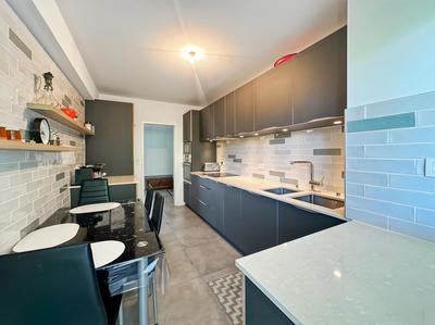 Appartement - 104 m² - 4 pièces