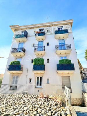 Appartement - 106 m² - 4 pièces