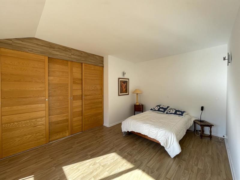 Maison - 300 m² - 10 pièces