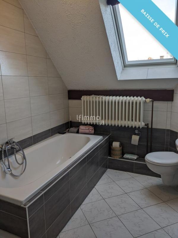 Maison - 180 m² - 8 pièces