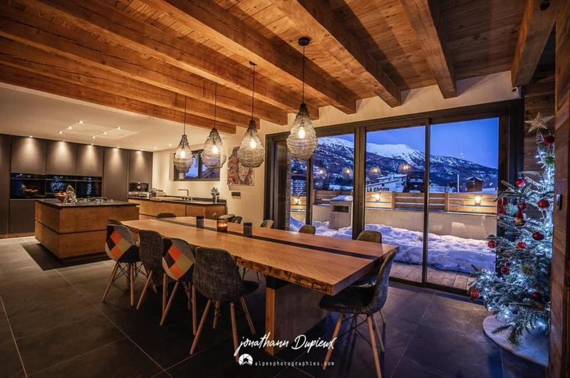 Châlet - 370 m² - 14 pièces