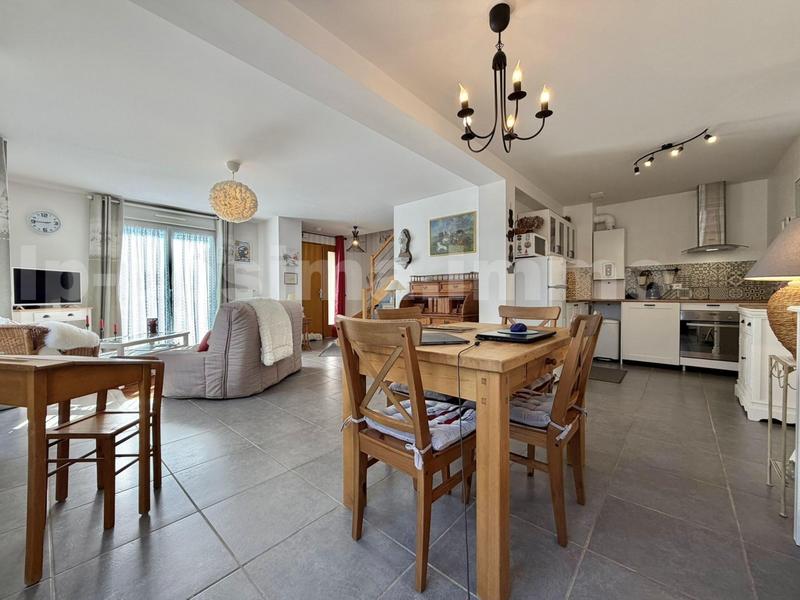 Maison - 81 m² - 4 pièces