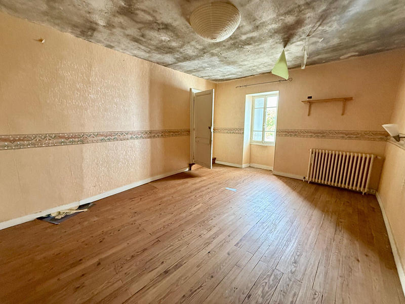 Maison - 200 m² - 5 pièces