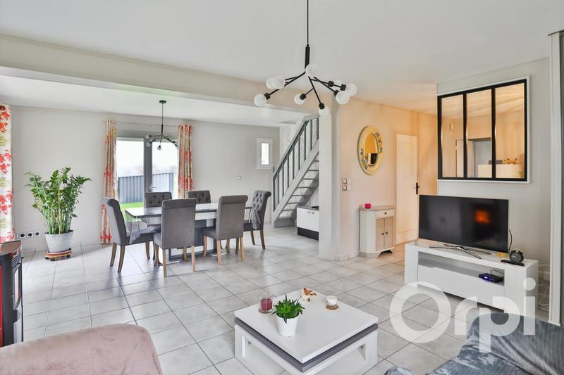 Maison - 105 m² - 5 pièces