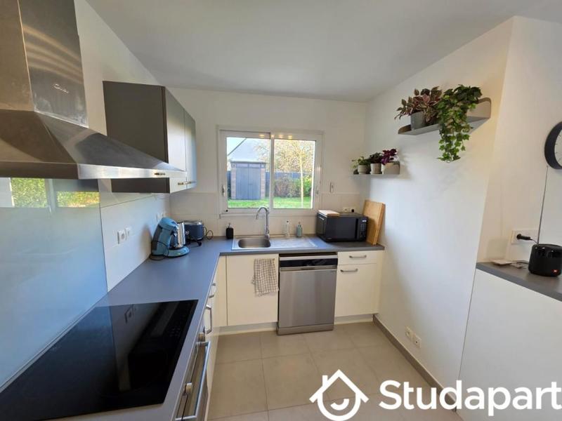 Maison - 90 m² - 5 pièces