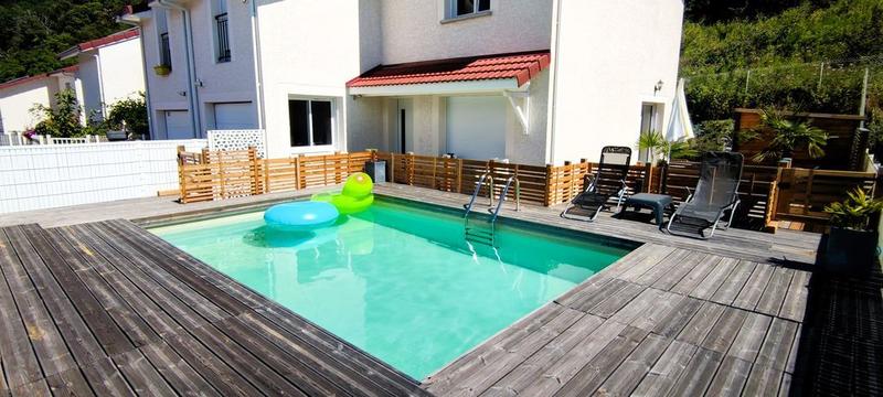 Maison jumelée - 119 m² - 7 pièces