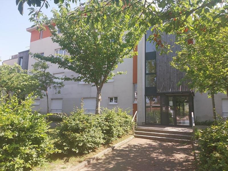 Appartement - 80 m² - 3 pièces