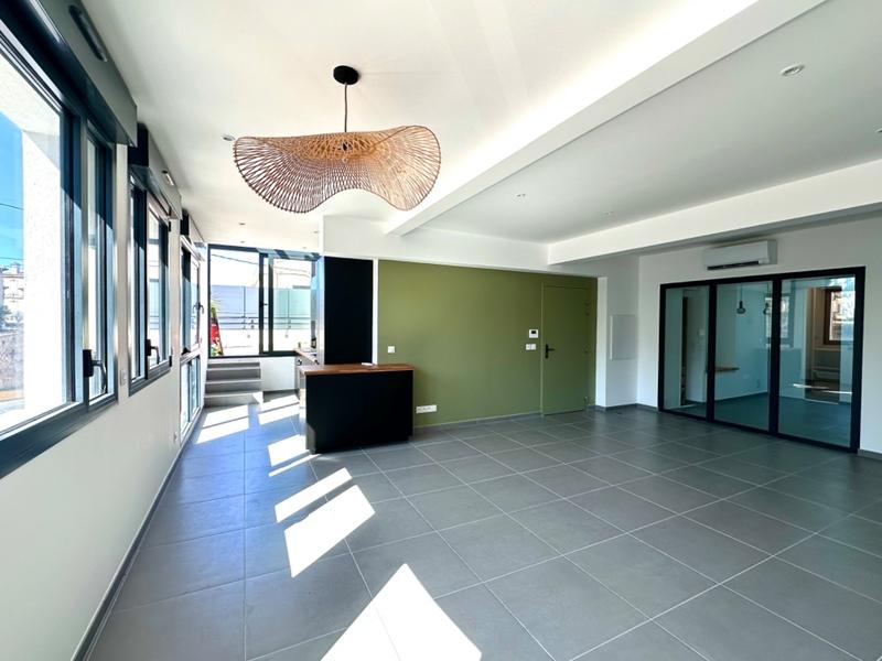 Appartement - 98 m² - 4 pièces