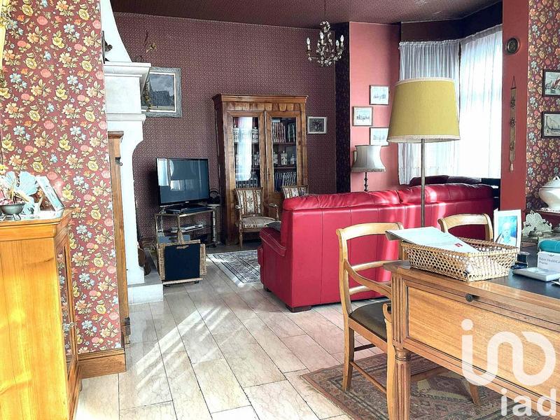 Maison - 300 m² - 13 pièces