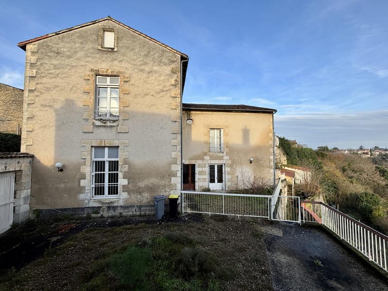 Maison ancienne - 506 m² - 20 pièces