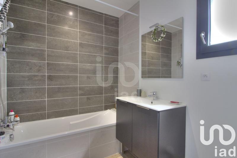 Maison - 87 m² - 4 pièces