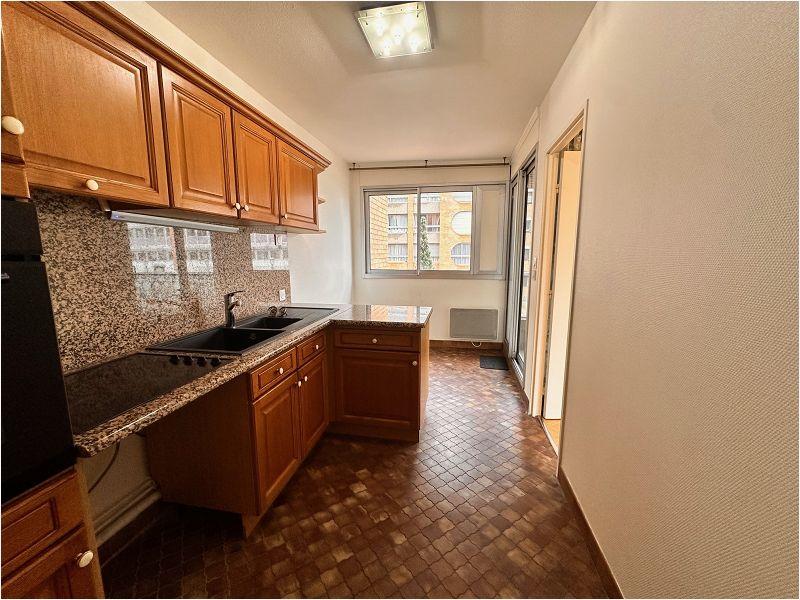 Appartement - 100 m² - 3 pièces