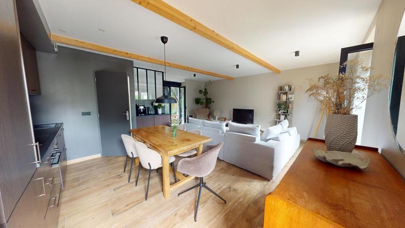 Maison - 100 m² - 4 pièces