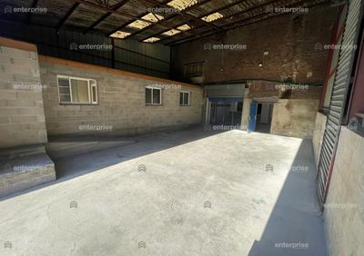 Local d'activité / Entrepôt - 520 m²