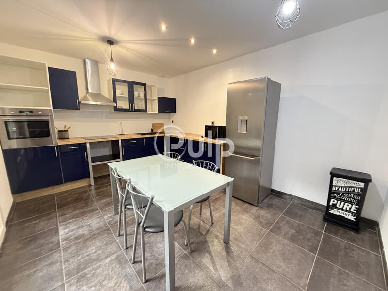 Maison de ville - 85 m² - 5 pièces