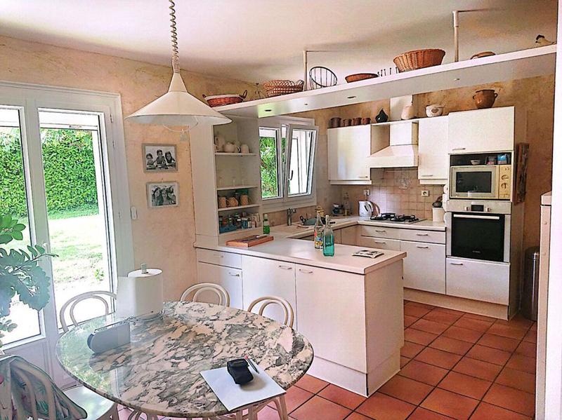 Villa - 227 m² - 8 pièces