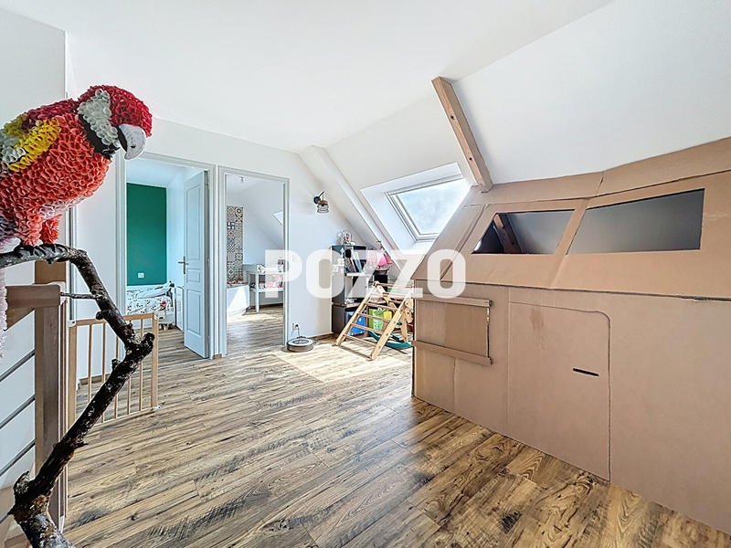 Maison - 125 m² - 5 pièces