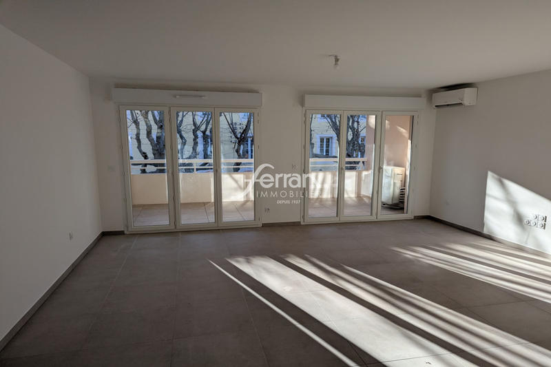 Appartement - 76 m² - 3 pièces