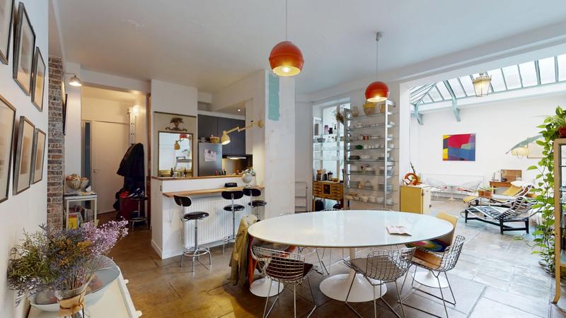 Local commercial - 353 m² - 10 pièces