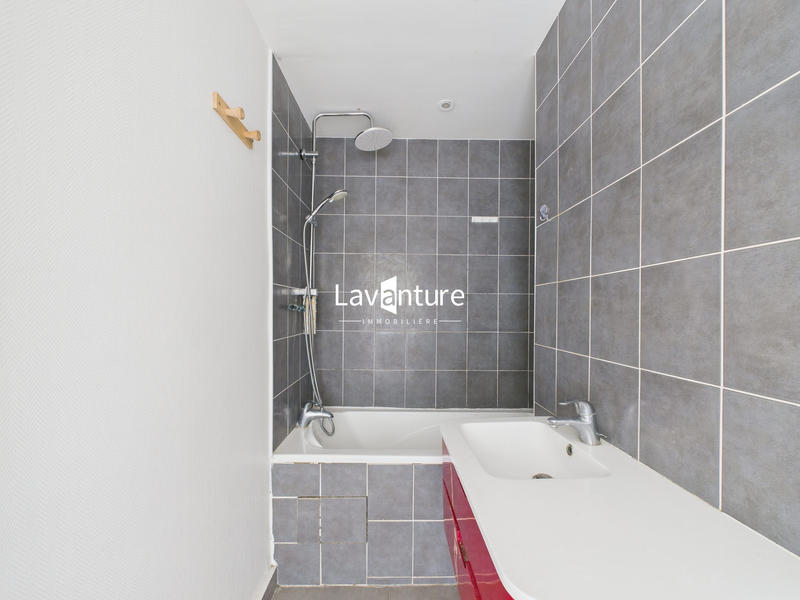 Appartement - 81 m² - 5 pièces