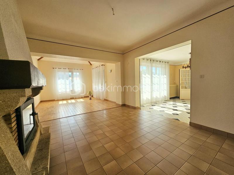 Maison traditionnelle - 122 m² - 6 pièces