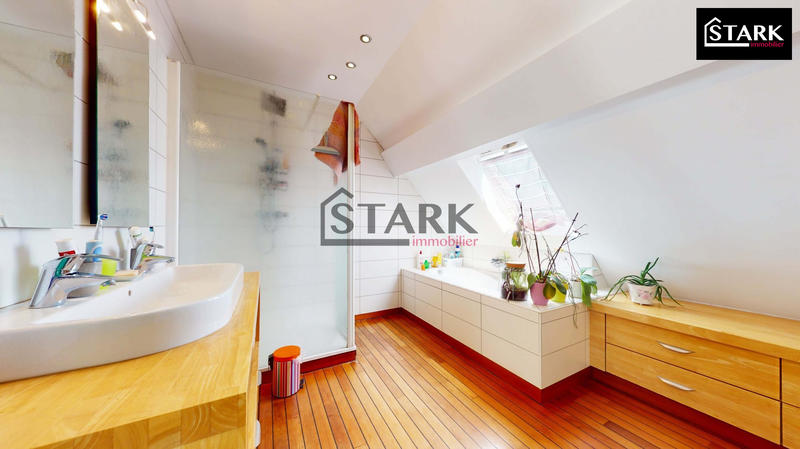 Duplex - 116 m² - 6 pièces