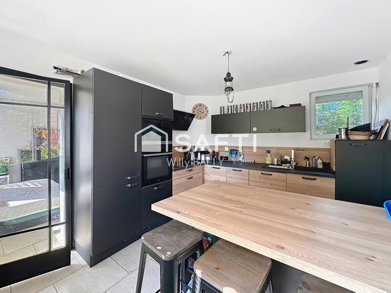 Maison - 99 m² - 4 pièces