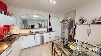 Appartement - 120 m² - 4 pièces