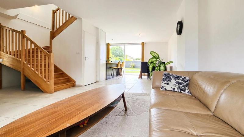 Villa - 93 m² - 4 pièces