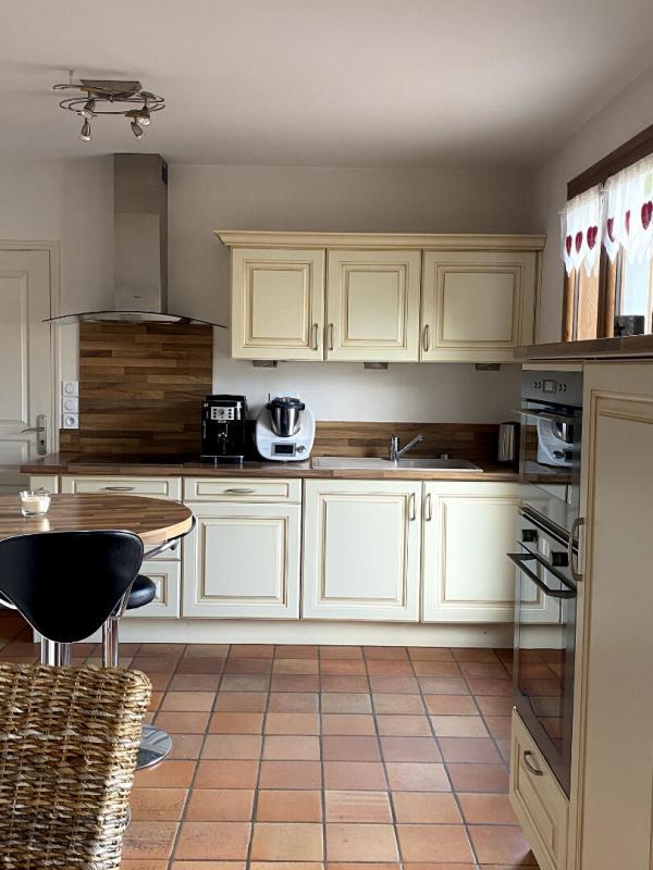 Maison - 99 m² - 4 pièces