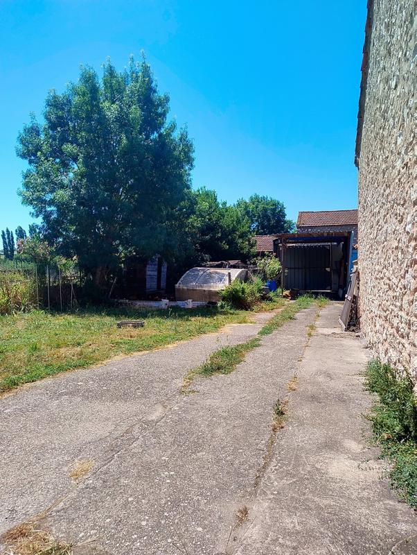 Maison - 237 m² - 7 pièces