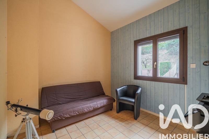 Maison - 104 m² - 5 pièces