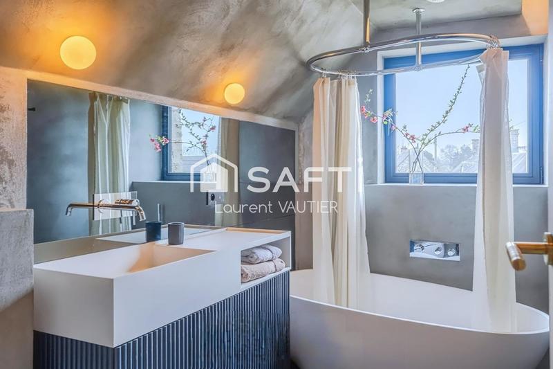 Maison - 163 m² - 7 pièces