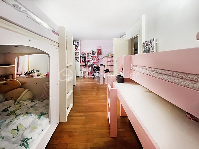 Appartement - 158 m² - 5 pièces