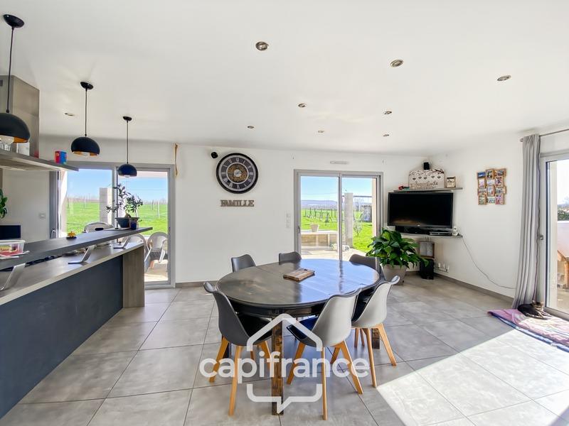 Maison - 115 m² - 5 pièces