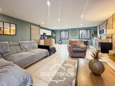 Maison - 148 m² - 6 pièces