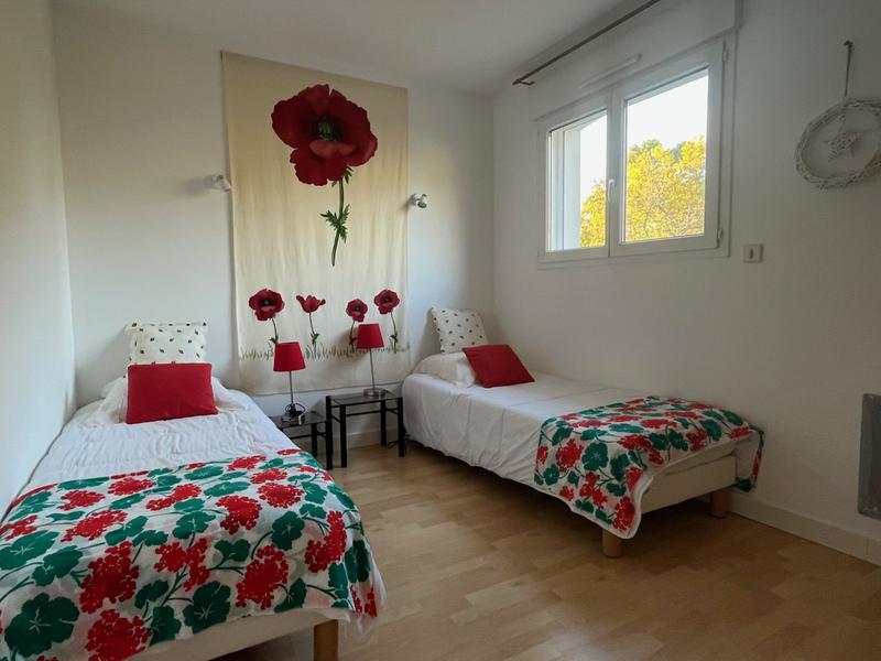 Maison contemporaine - 267 m² - 10 pièces