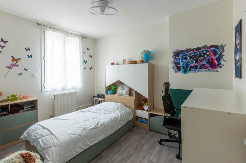 Maison - 77 m² - 5 pièces