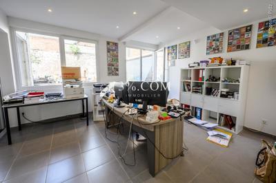 Immeuble - 1 300 m²