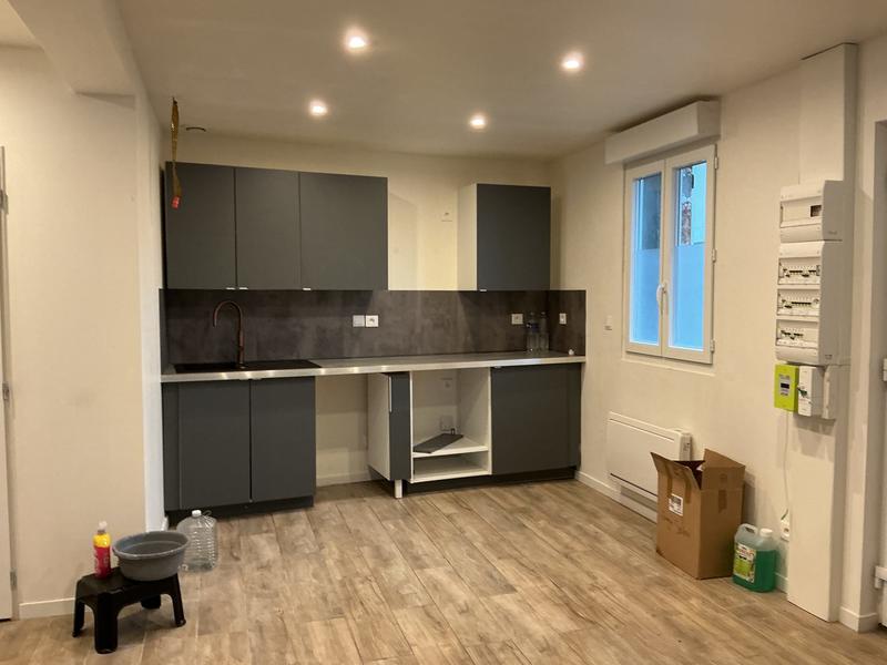 Maison traditionnelle - 75 m² - 4 pièces