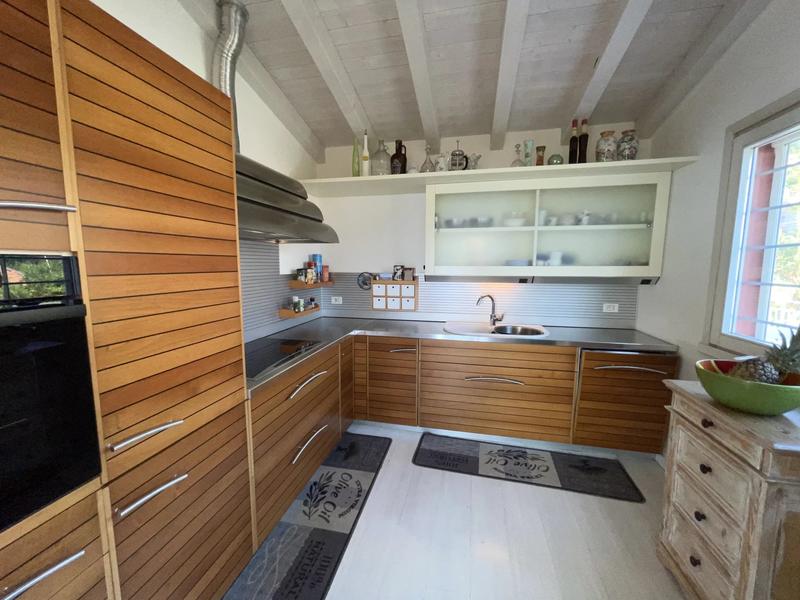 Maison - 219 m² - 6 pièces