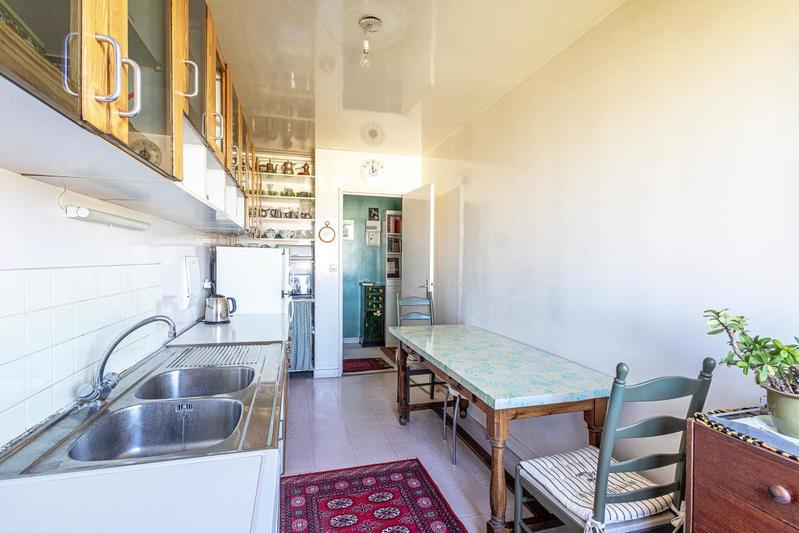 Appartement - 80 m² - 4 pièces